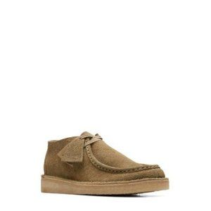 Clarks(r) Desert Nomad khaki suede Boot